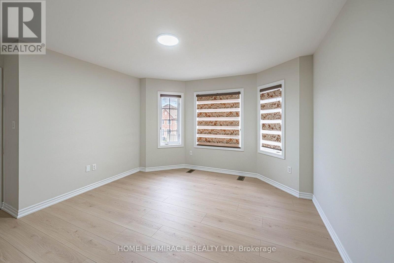 372 Remembrance Road, Brampton (Northwest Brampton), Ontario  L7A 4X9 - Photo 29 - W14088852