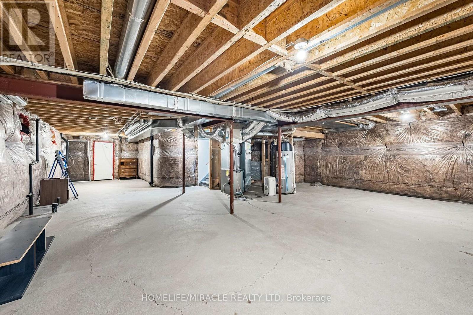 372 Remembrance Road, Brampton (Northwest Brampton), Ontario  L7A 4X9 - Photo 45 - W14088852