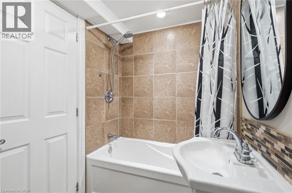 57 Tisdale Street N, Hamilton, Ontario  L8L 5M3 - Photo 15 - 40871919