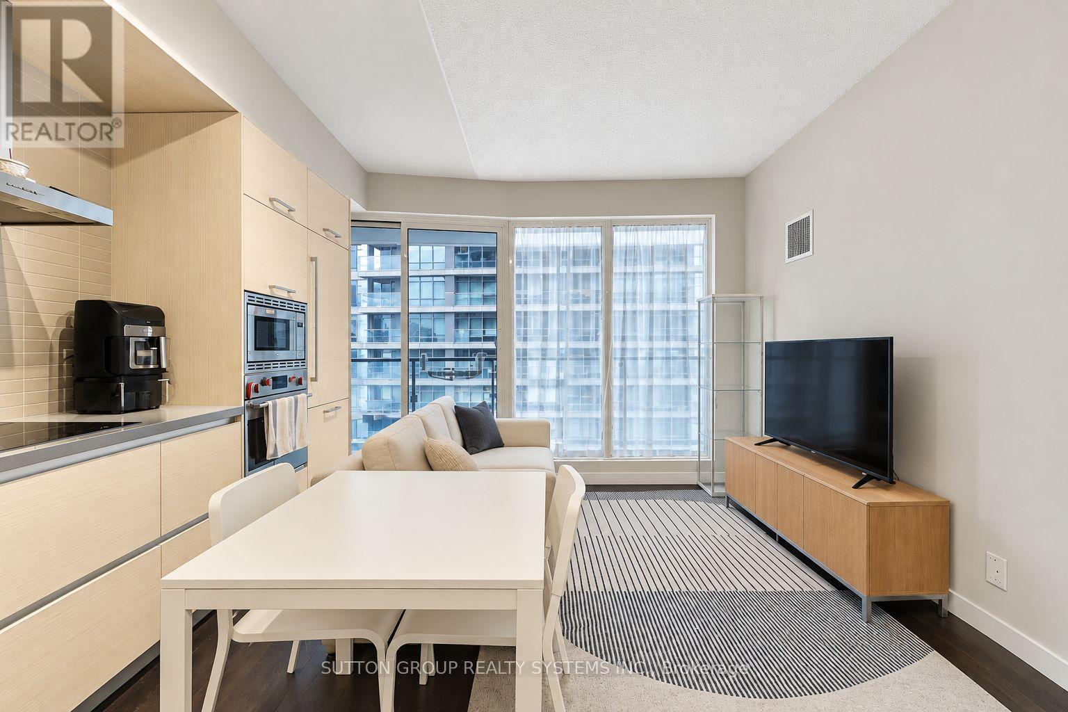 2205 - 2221 Yonge Street, Toronto (Mount Pleasant West), Ontario  M4S 2B4 - Photo 9 - C14089510