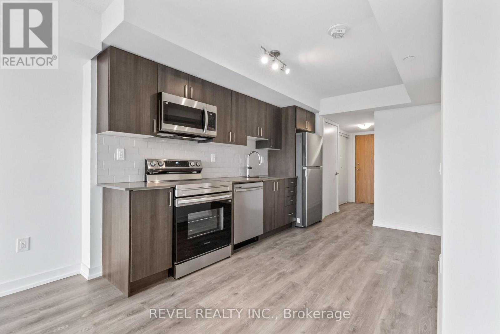 417 - 1435 Celebration Drive, Pickering (Bay Ridges), Ontario  L1W 0C4 - Photo 6 - E14089490