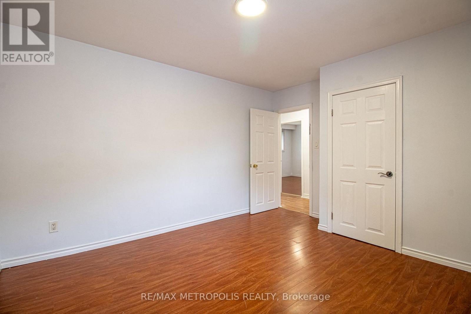 Upper - 57 Chancellor Drive, Toronto (Woburn), Ontario  M1G 2W4 - Photo 17 - E14089506