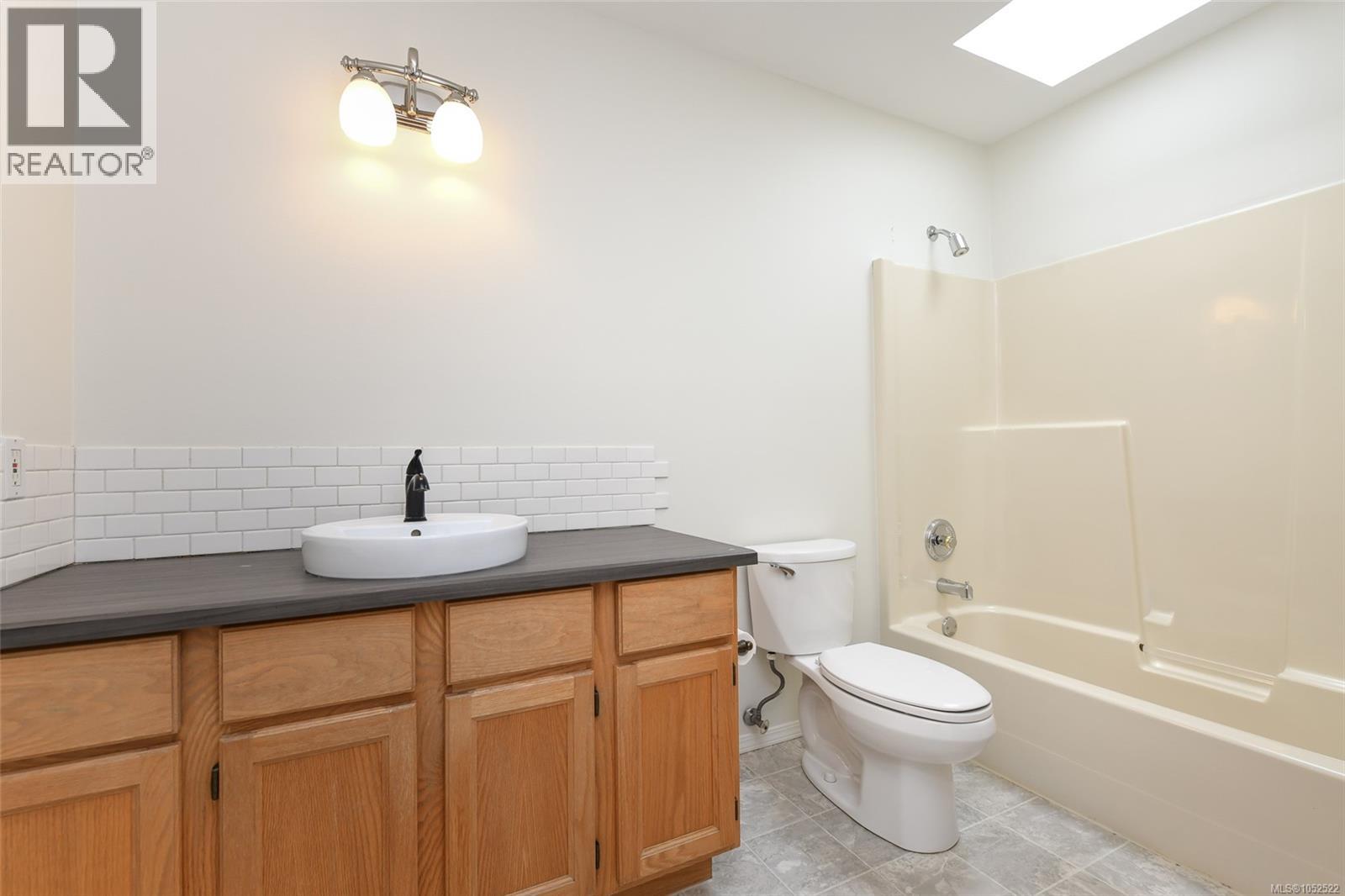 349 Durrand Pl