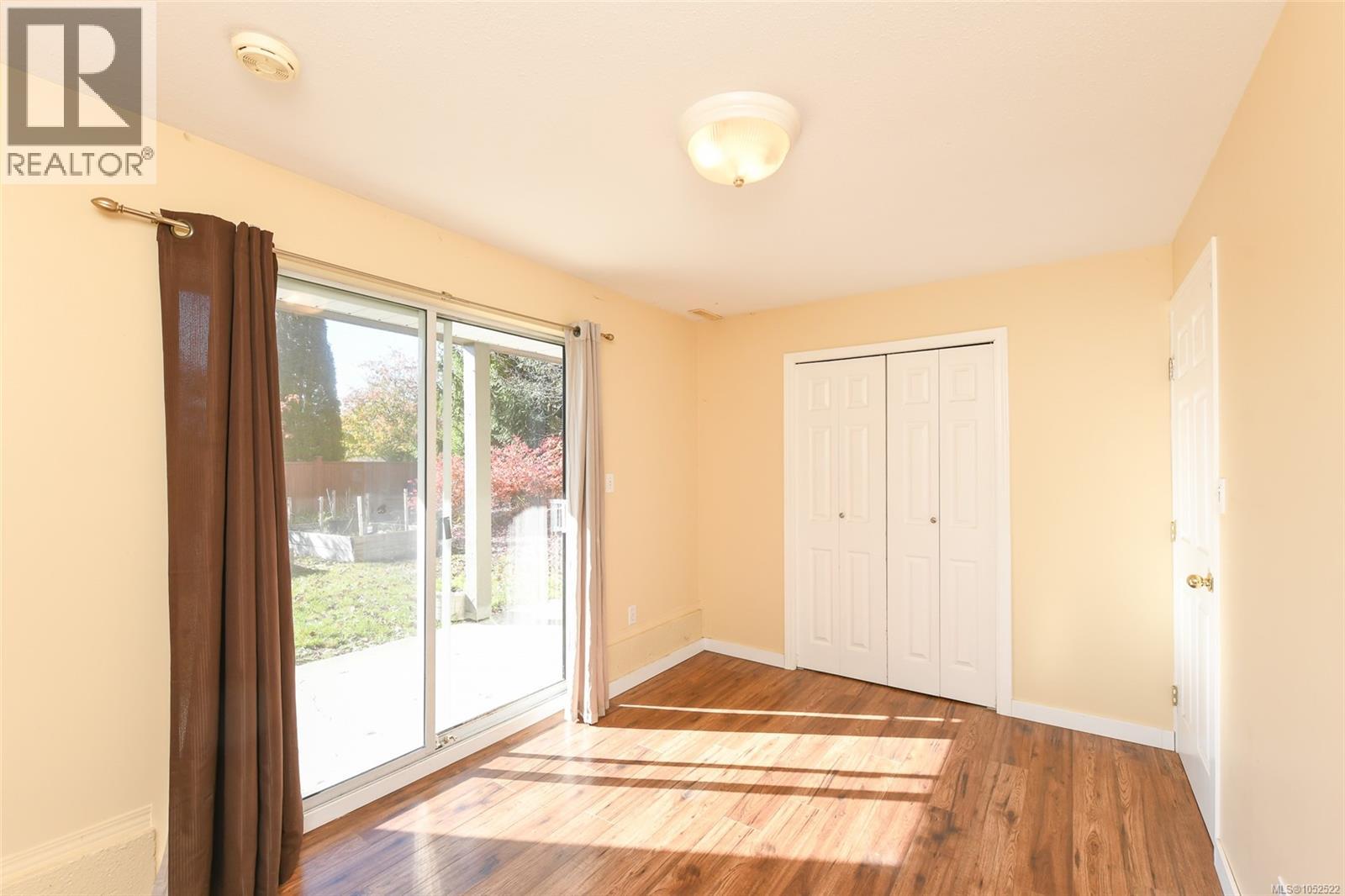 349 Durrand Pl
