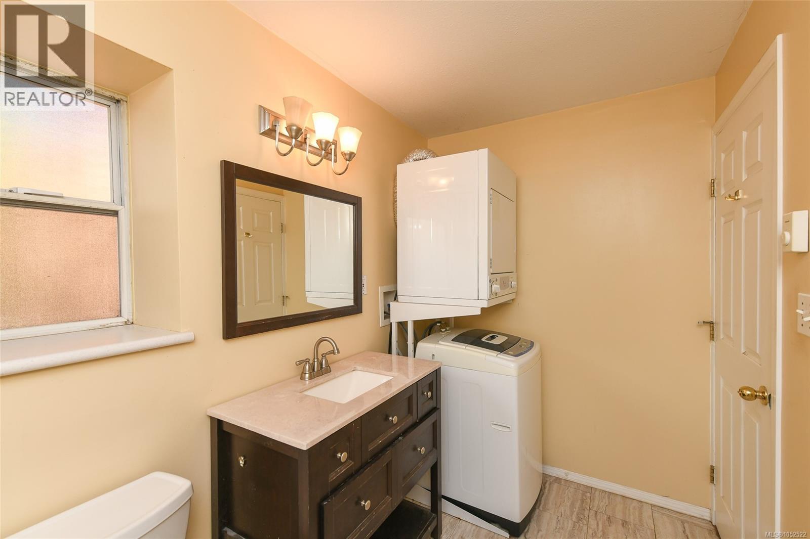 349 Durrand Pl