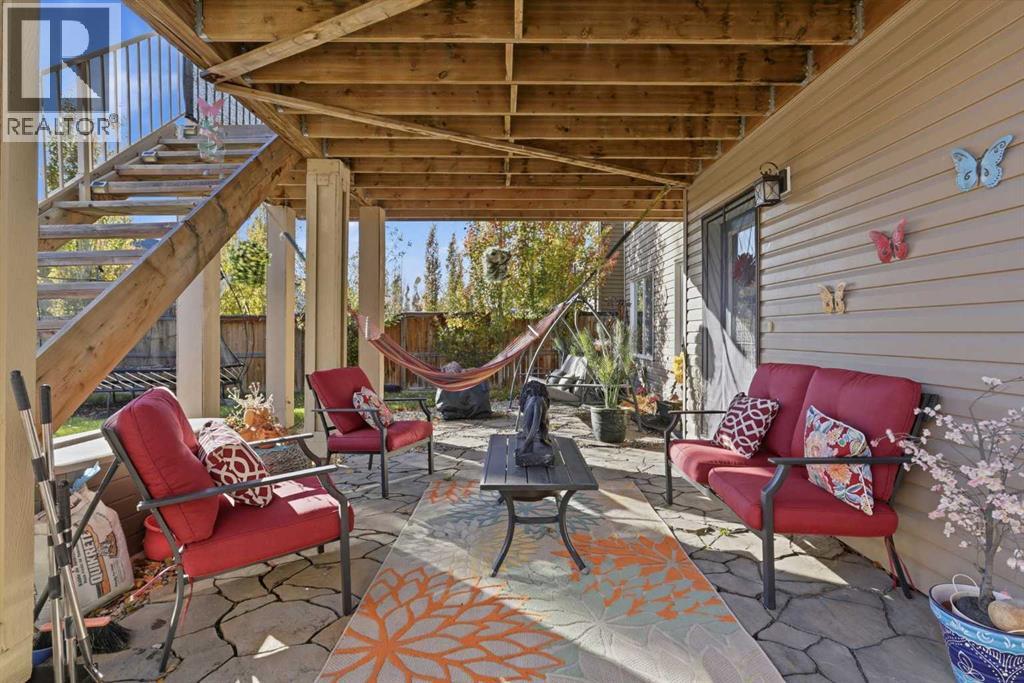 19 Mount Rae Heights