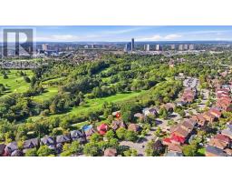 52 CASPER CRESCENT, Brampton, Ontario