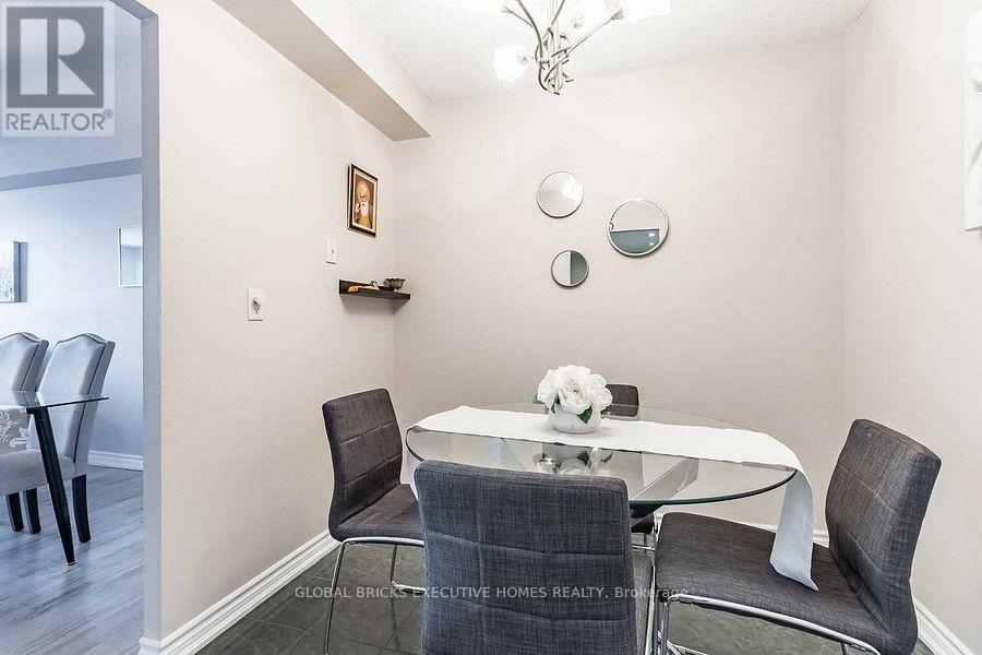 1101 - 4 Lisa Street, Brampton (Queen Street Corridor), Ontario  L6T 4B6 - Photo 11 - W14089502