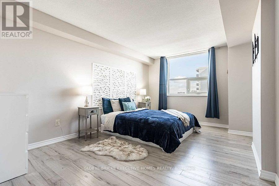 1101 - 4 Lisa Street, Brampton (Queen Street Corridor), Ontario  L6T 4B6 - Photo 17 - W14089502