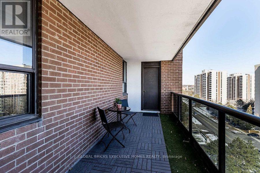 1101 - 4 Lisa Street, Brampton (Queen Street Corridor), Ontario  L6T 4B6 - Photo 26 - W14089502