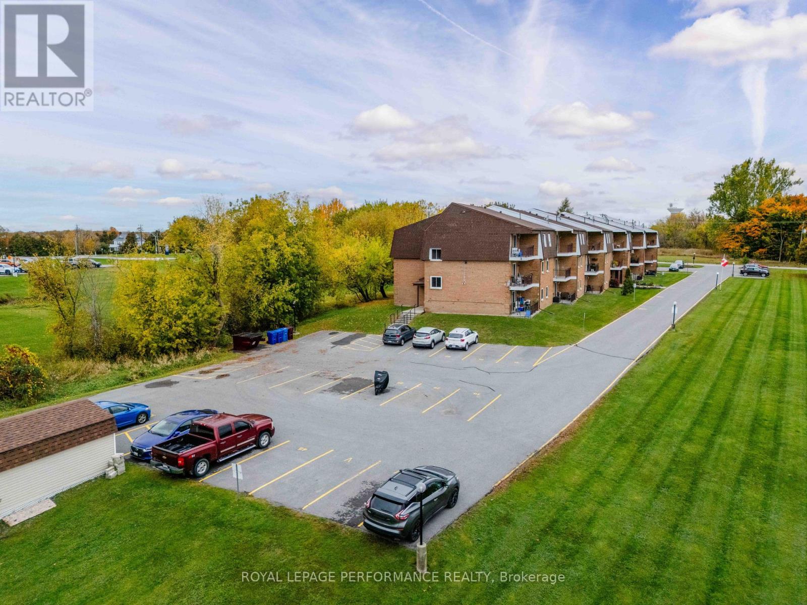 210 - 220 Kenyon Street, North Glengarry, Ontario K0C 1A0 - Photo 5 - X14089592