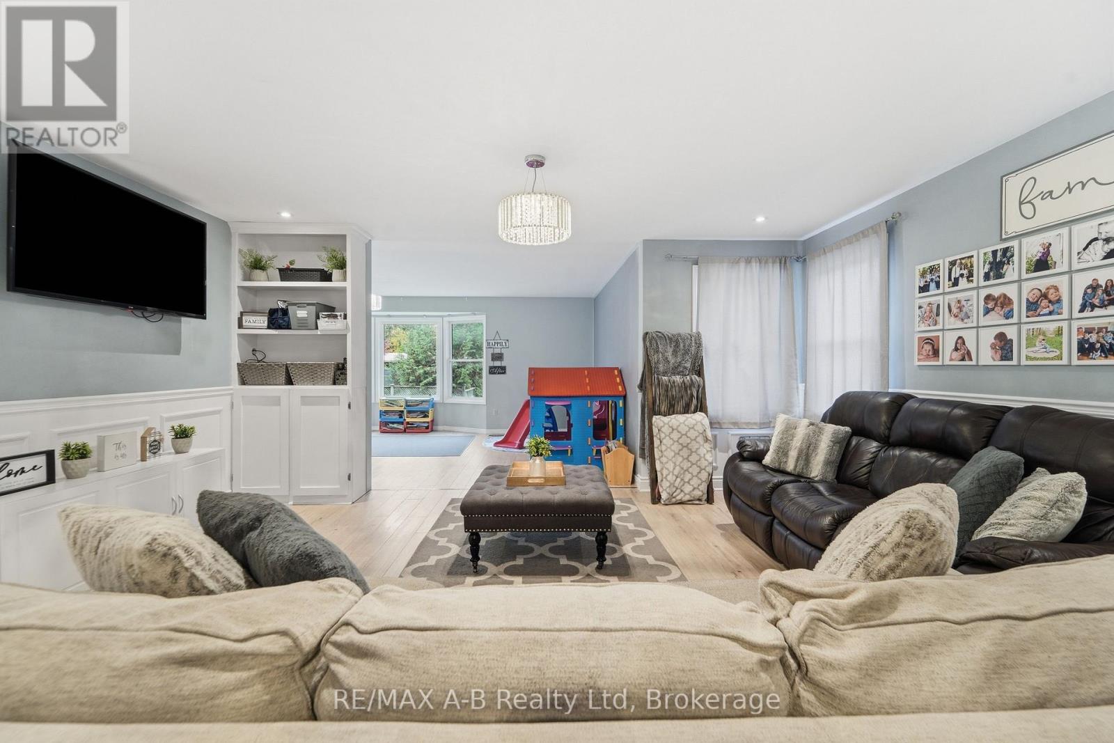 77 Gidley Street E, South Huron, Ontario  N0M 1S6 - Photo 14 - X14089568