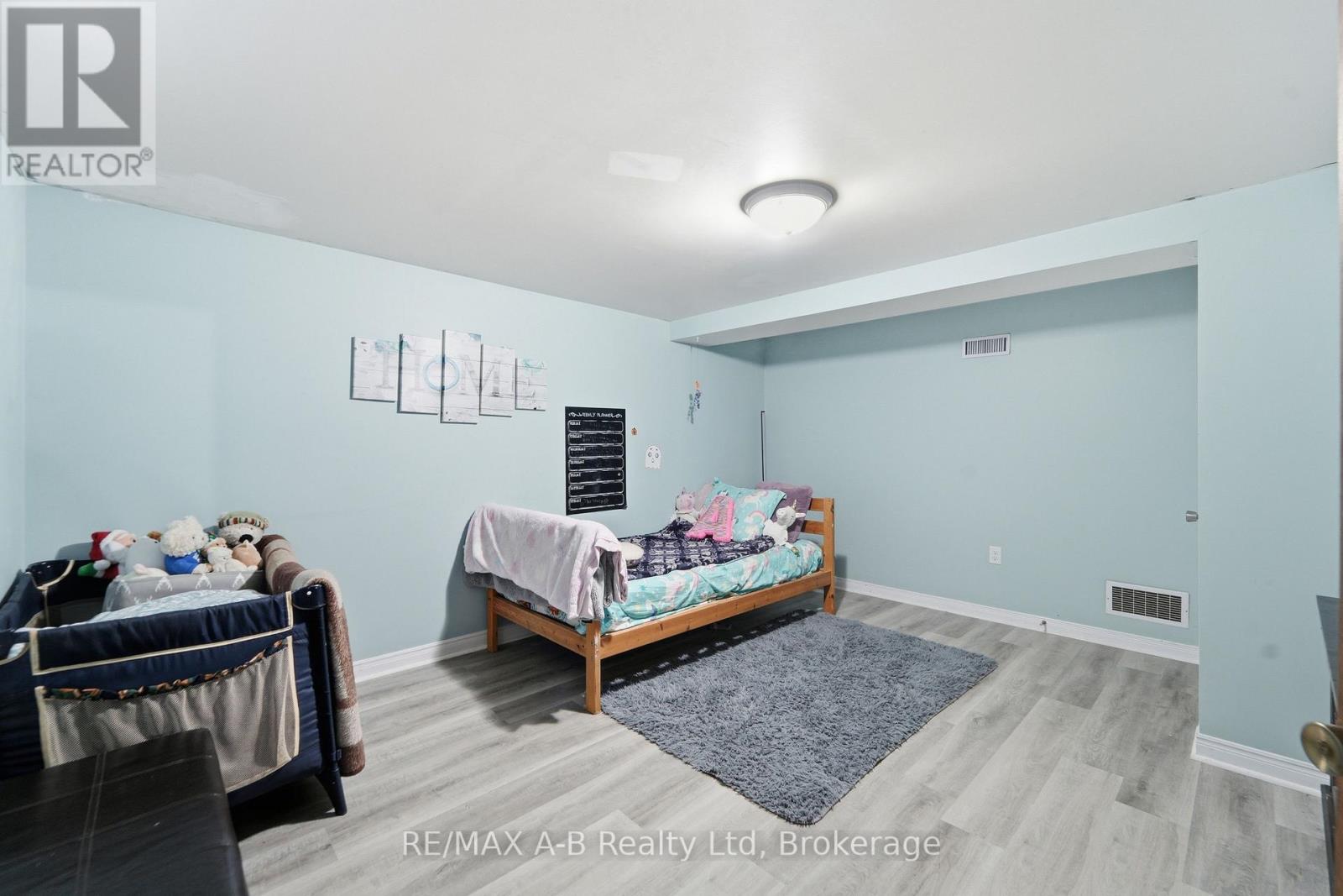 77 Gidley Street E, South Huron, Ontario  N0M 1S6 - Photo 34 - X14089568