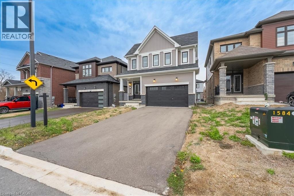 35 Santos Drive, Caledonia, Ontario  N3W 0H2 - Photo 2 - 40872102