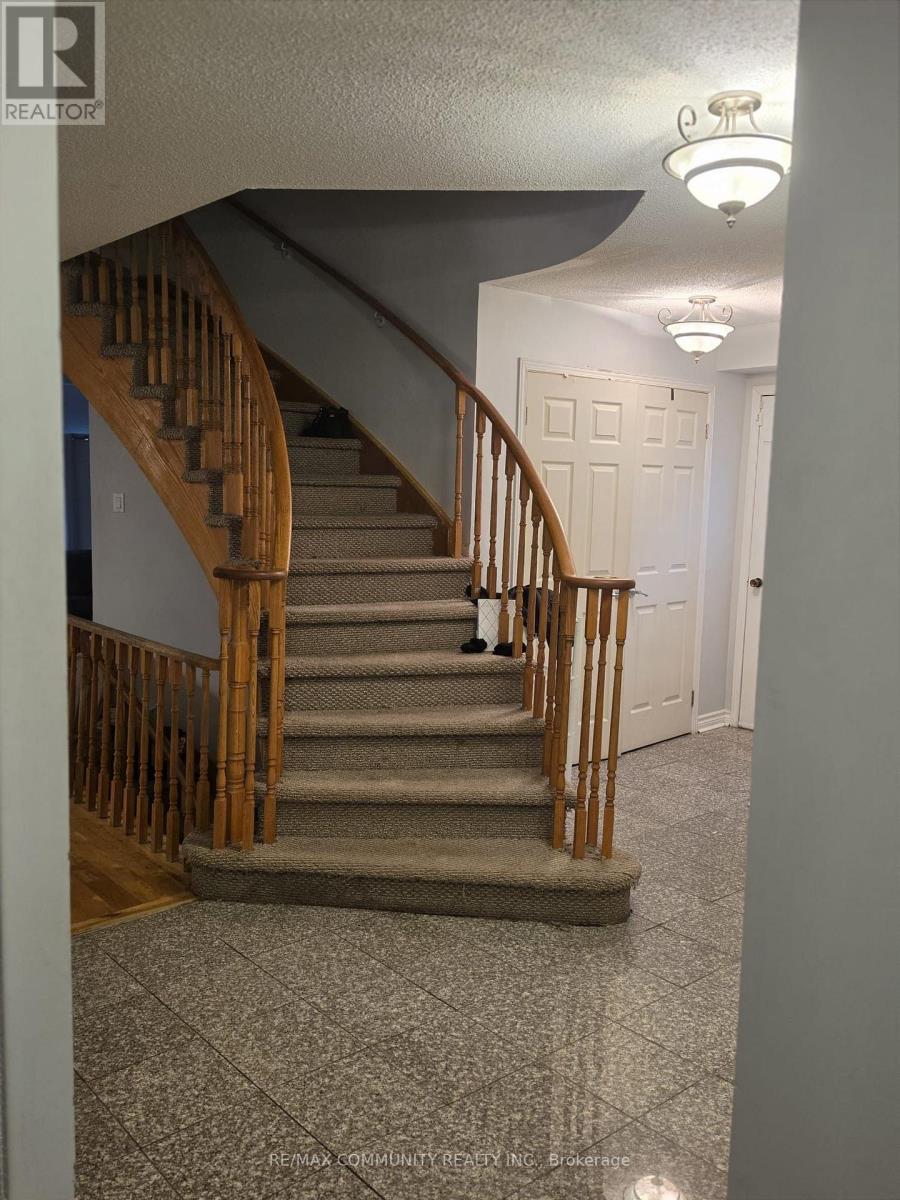 Upper - 36 Beaumont Drive, Ajax (Central West), Ontario  L1T 1P8 - Photo 1 - E14089586