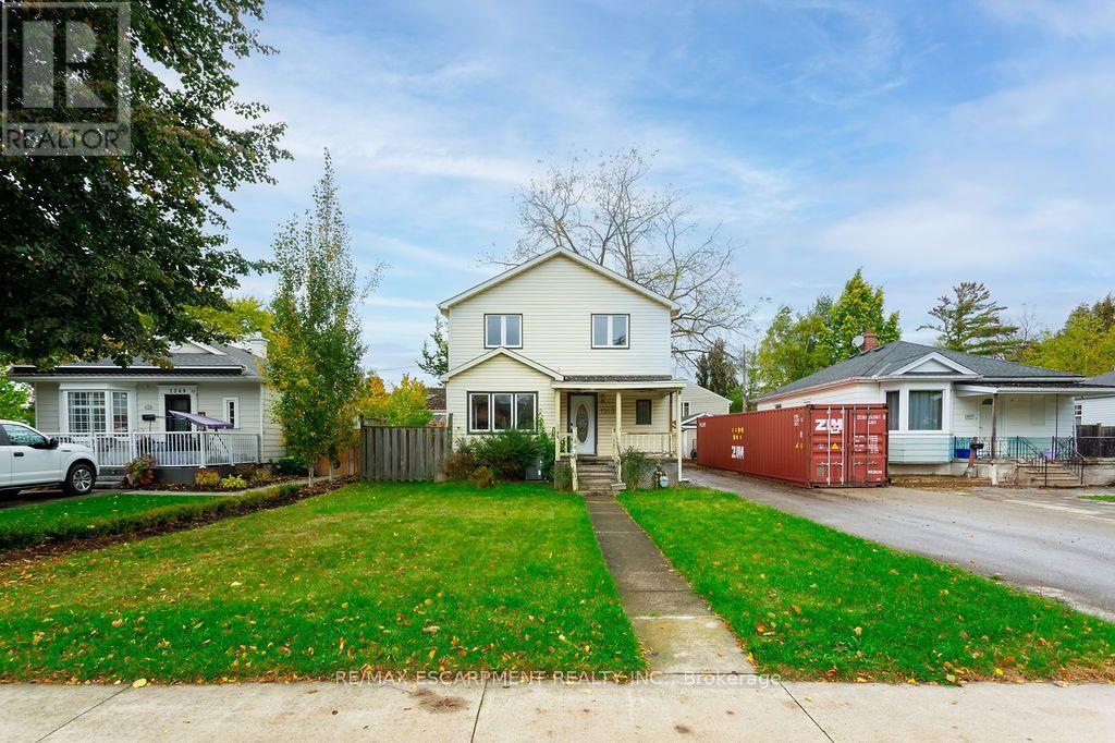 1353 BIRCH AVENUE, Burlington, Ontario