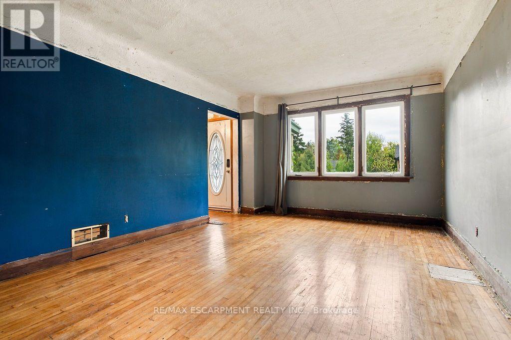 1353 Birch Avenue, Burlington, Ontario  L7S 1J1 - Photo 5 - W14089540