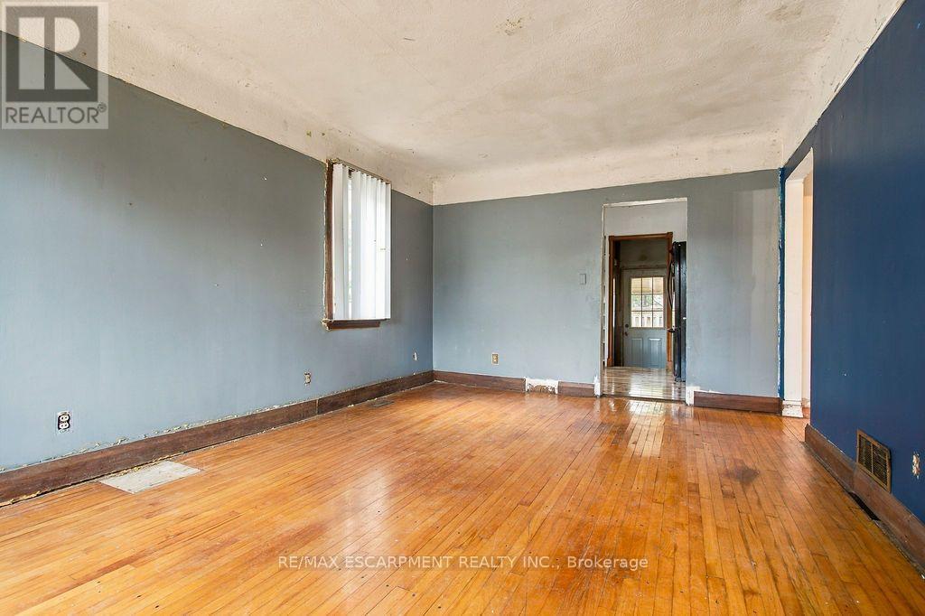 1353 Birch Avenue, Burlington, Ontario  L7S 1J1 - Photo 6 - W14089540