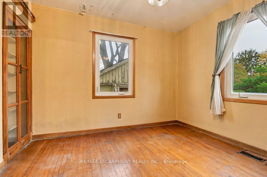 1353 Birch Avenue, Burlington, Ontario  L7S 1J1 - Photo 8 - W14089540