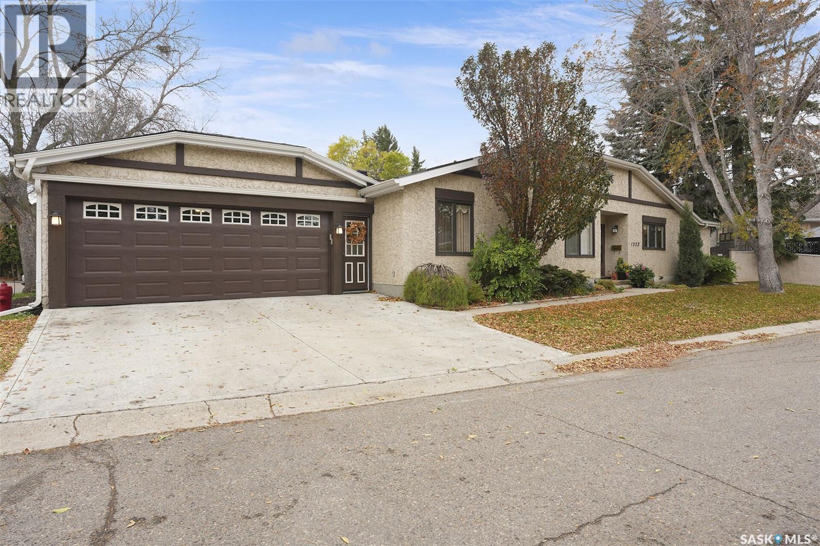 1302 Gryphons Walk, Regina, Saskatchewan  S4S 6X1 - Photo 4 - SK051232