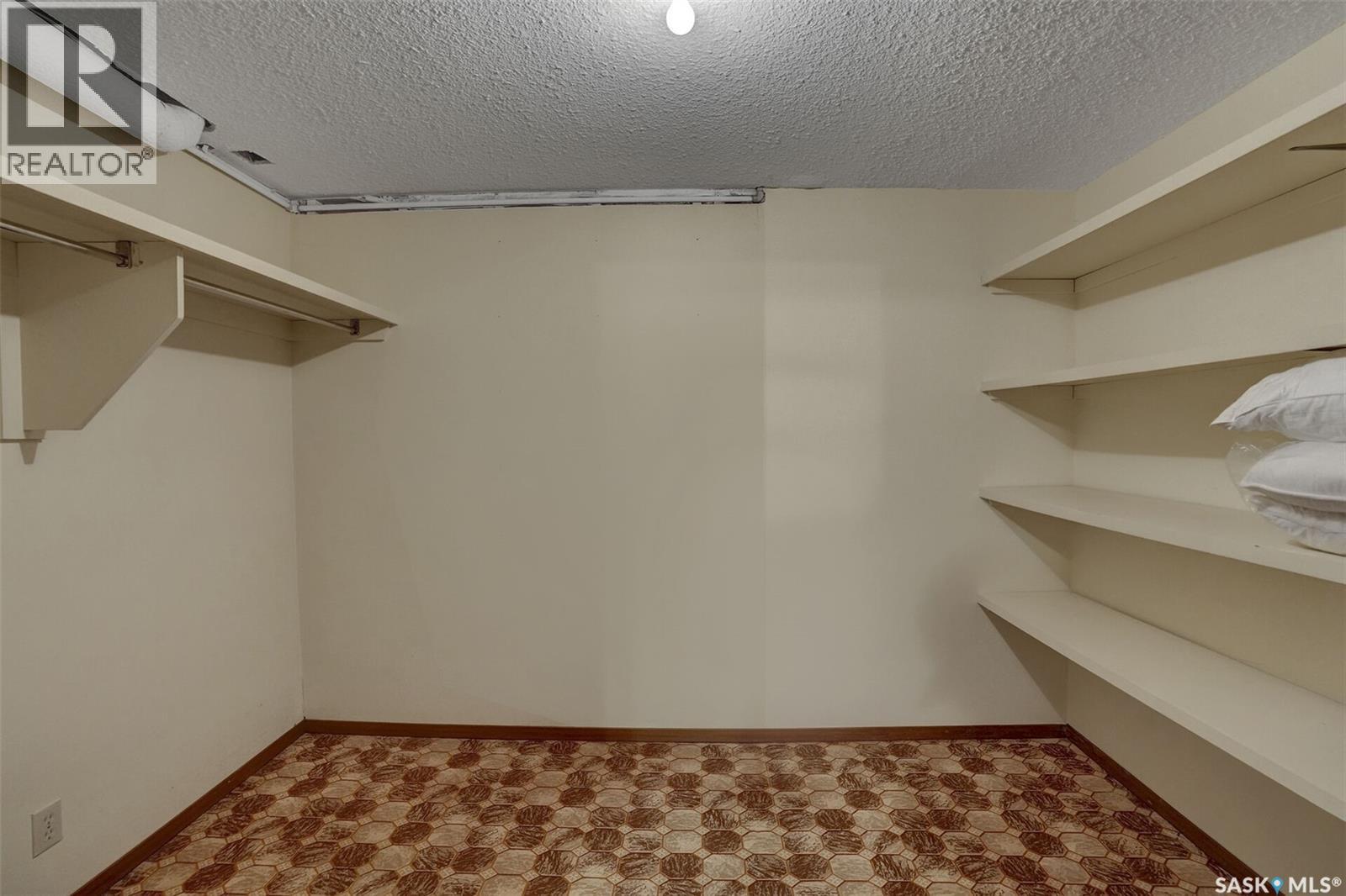 1302 Gryphons Walk, Regina, Saskatchewan  S4S 6X1 - Photo 43 - SK051232