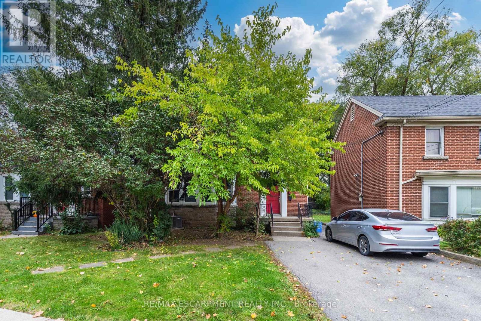 27 Forsyth Avenue S, Hamilton, Ontario  L8S 2A4 - Photo 2 - X14089554