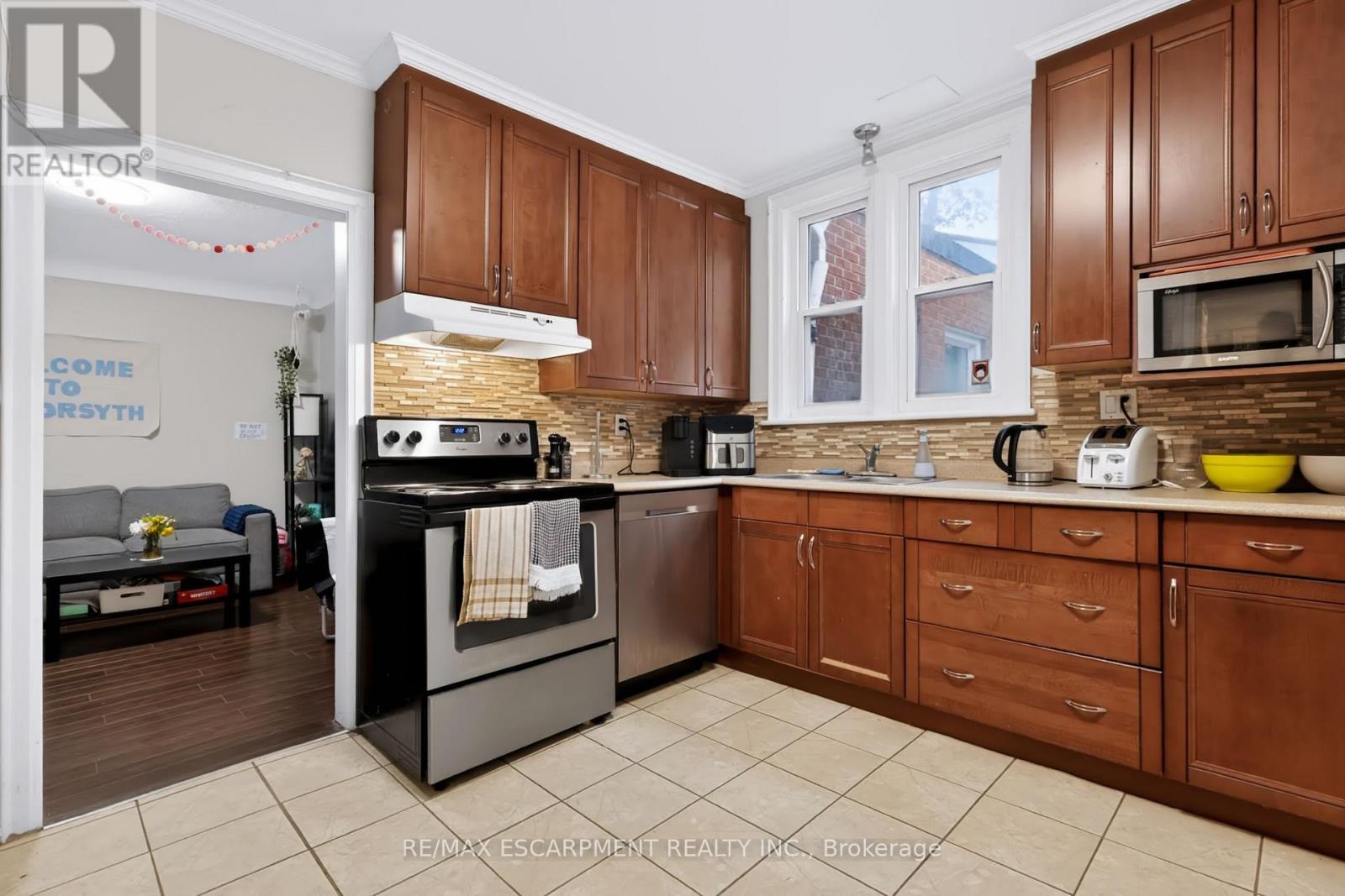 27 Forsyth Avenue S, Hamilton, Ontario  L8S 2A4 - Photo 5 - X14089554
