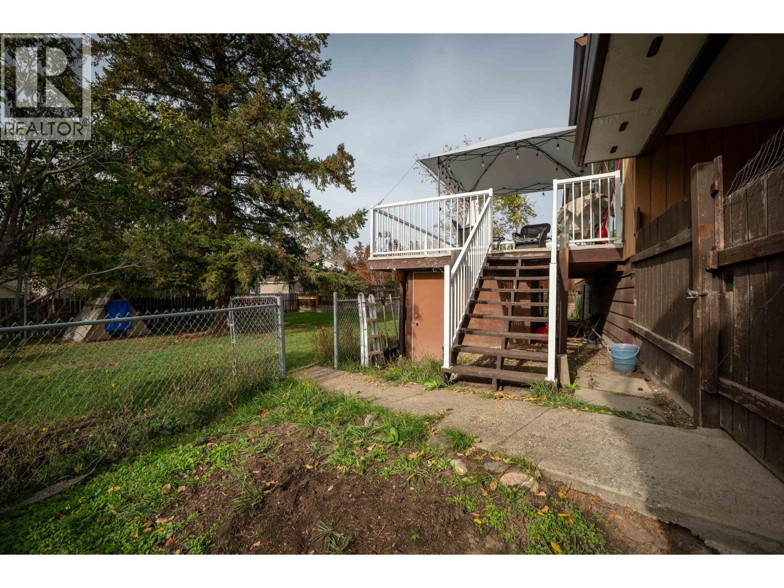 335 DODWELL STREET