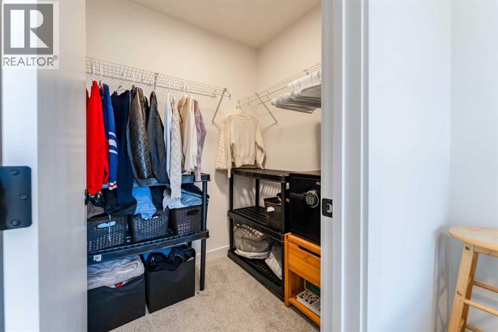 452 Tekarra Drive NW, Calgary, Alberta  T3R 2E9 - Photo 19 - A2351277
