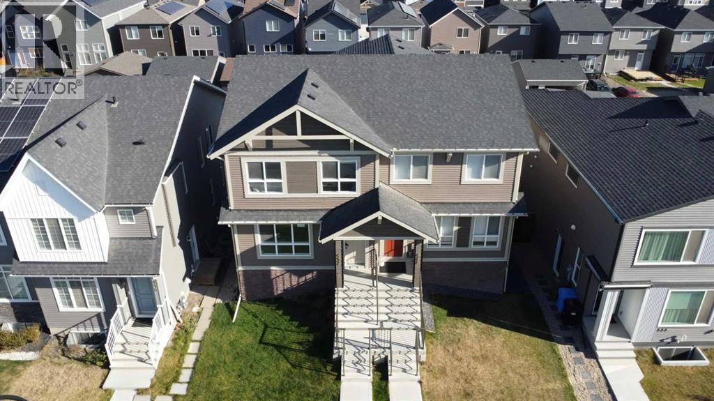 452 Tekarra Drive NW, Calgary, Alberta  T3R 2E9 - Photo 2 - A2351277