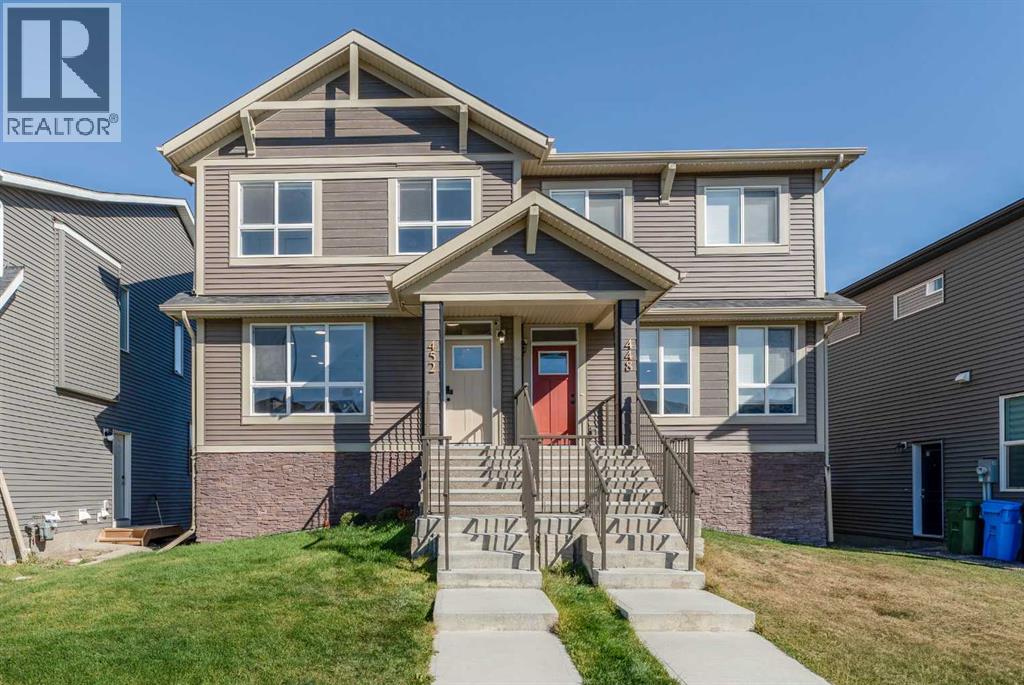 452 Tekarra Drive NW, Calgary, Alberta  T3R 2E9 - Photo 1 - A2351277