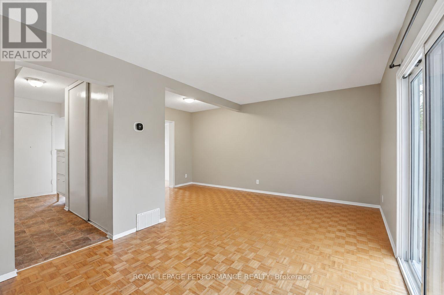 1767 Trappist Lane, Ottawa, Ontario K1C 1X7 - Photo 2 - X14089618