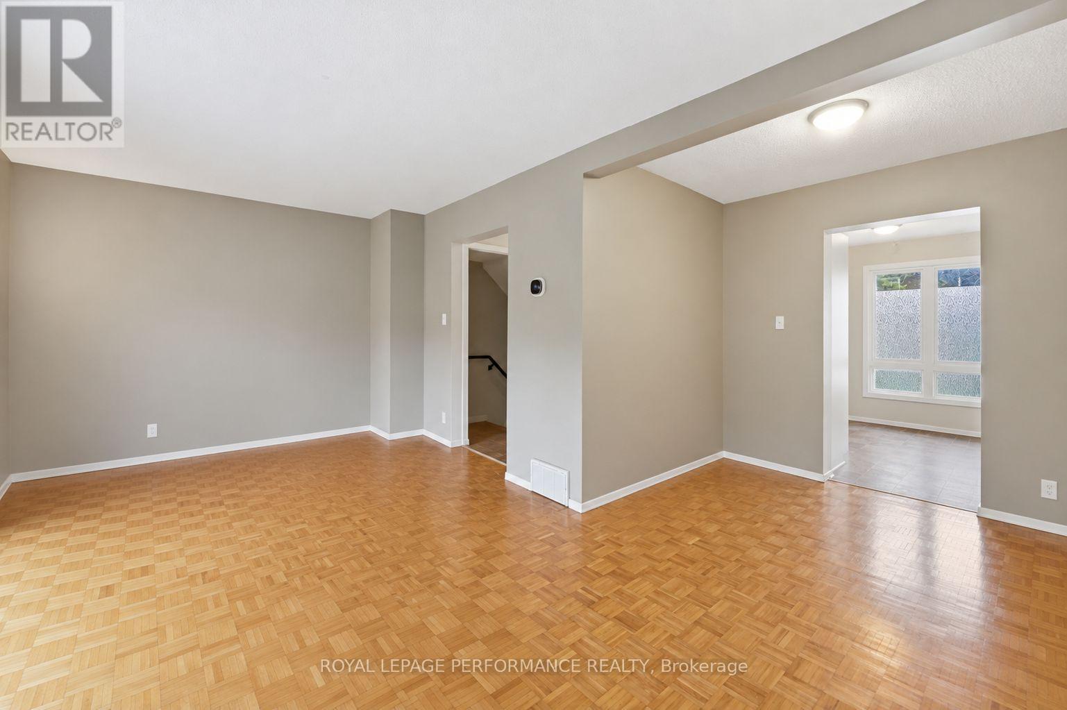 1767 Trappist Lane, Ottawa, Ontario K1C 1X7 - Photo 3 - X14089618
