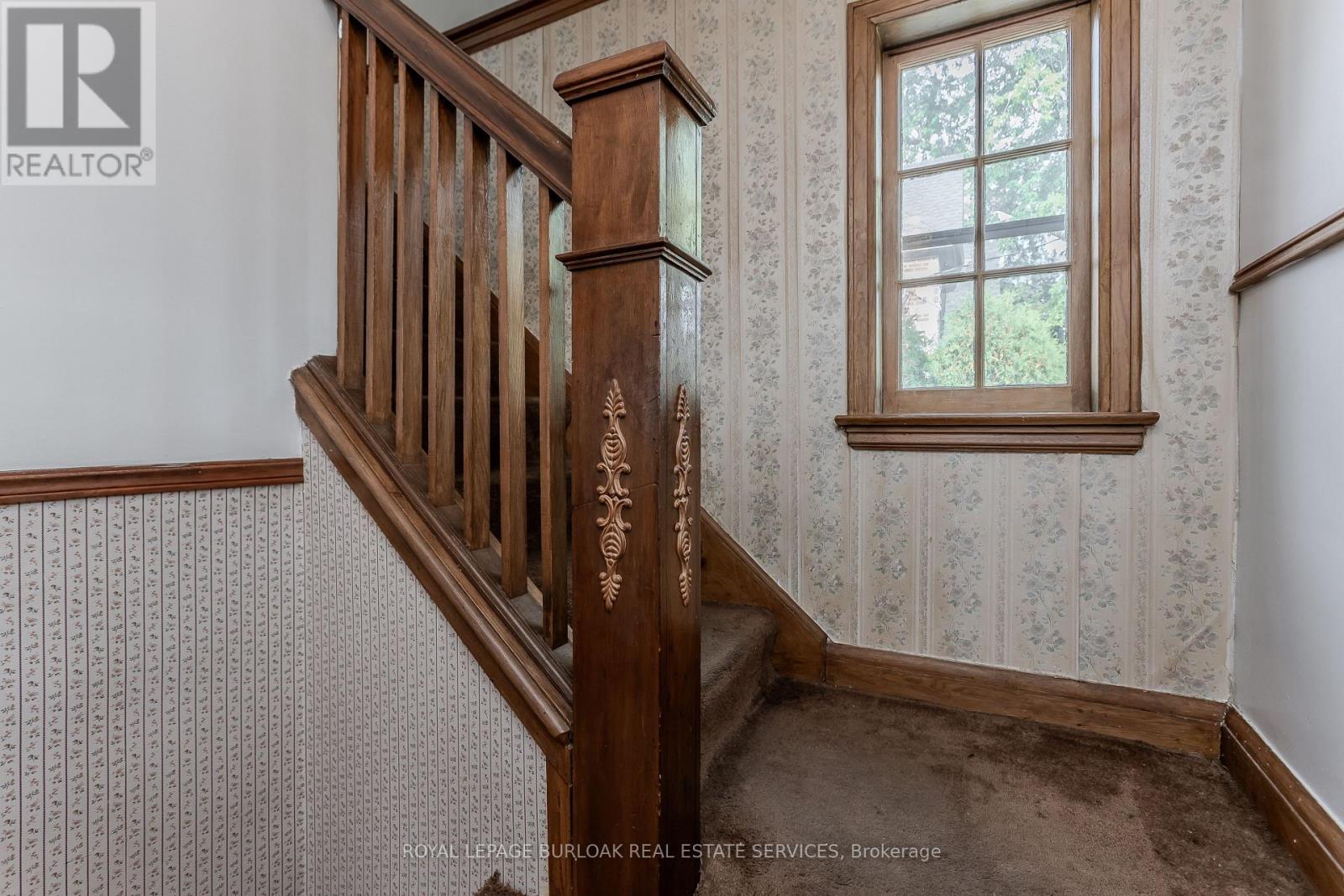 2104 Emerald Crescent, Burlington, Ontario  L7R 1N3 - Photo 20 - W13882294