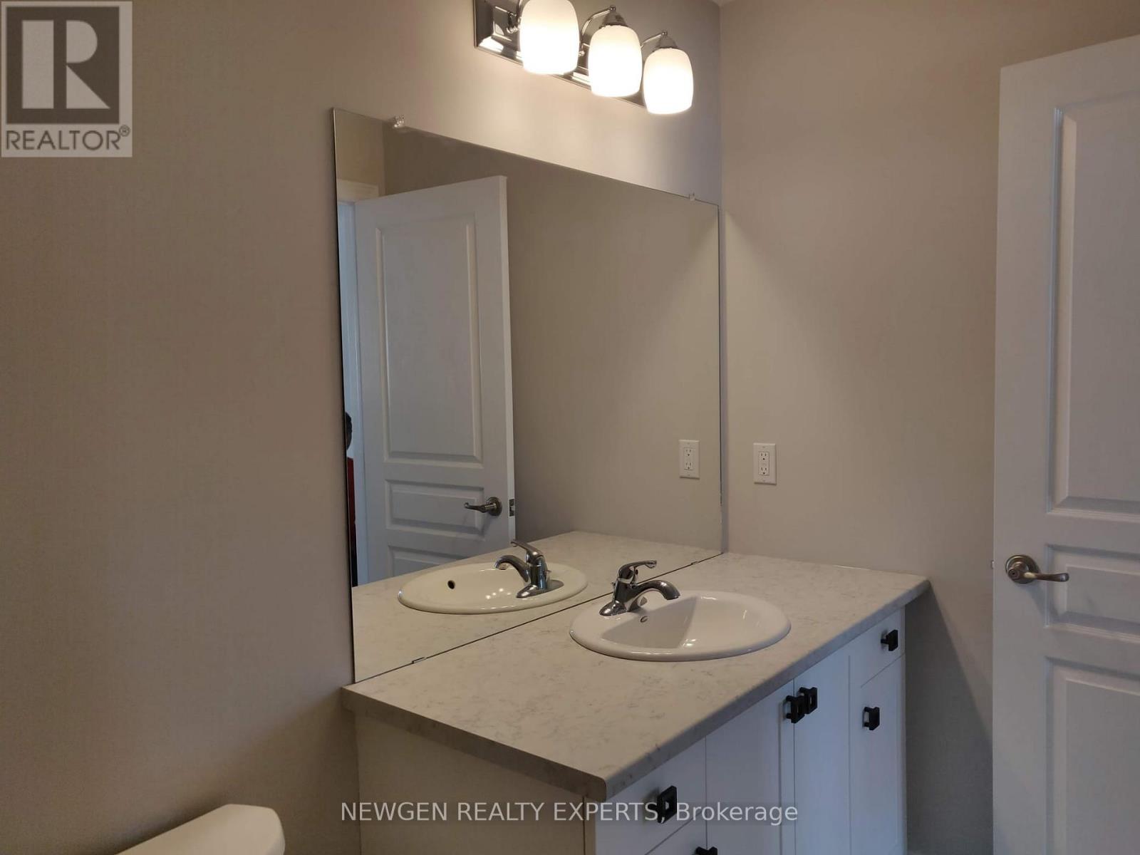 58 Severino Circle, West Lincoln, Ontario  L0R 2A0 - Photo 13 - X14089148