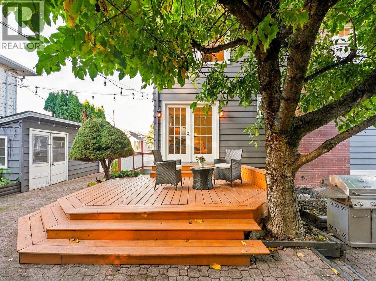 5558 Laurel Street, Burnaby, British Columbia  V5G 1N2 - Photo 14 - R3176299
