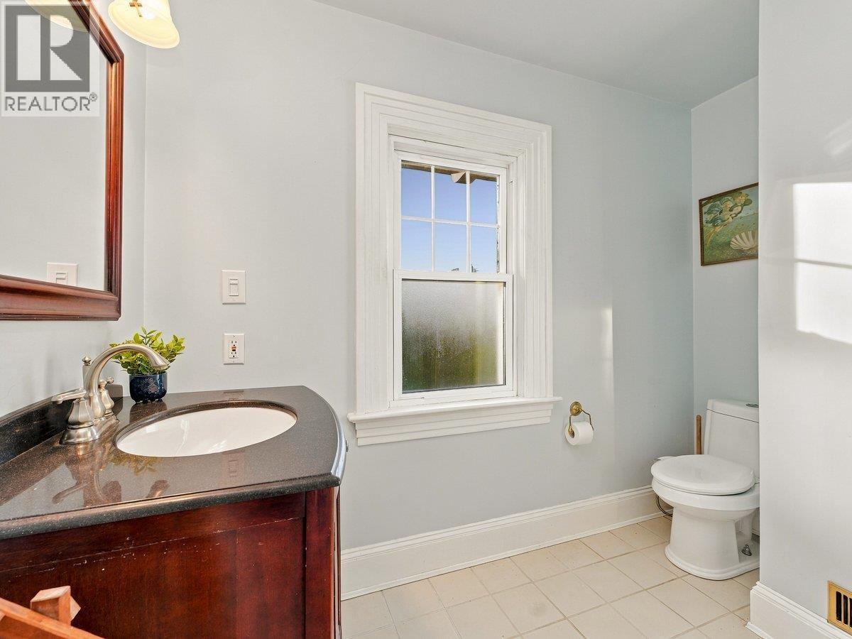 5558 Laurel Street, Burnaby, British Columbia  V5G 1N2 - Photo 21 - R3176299
