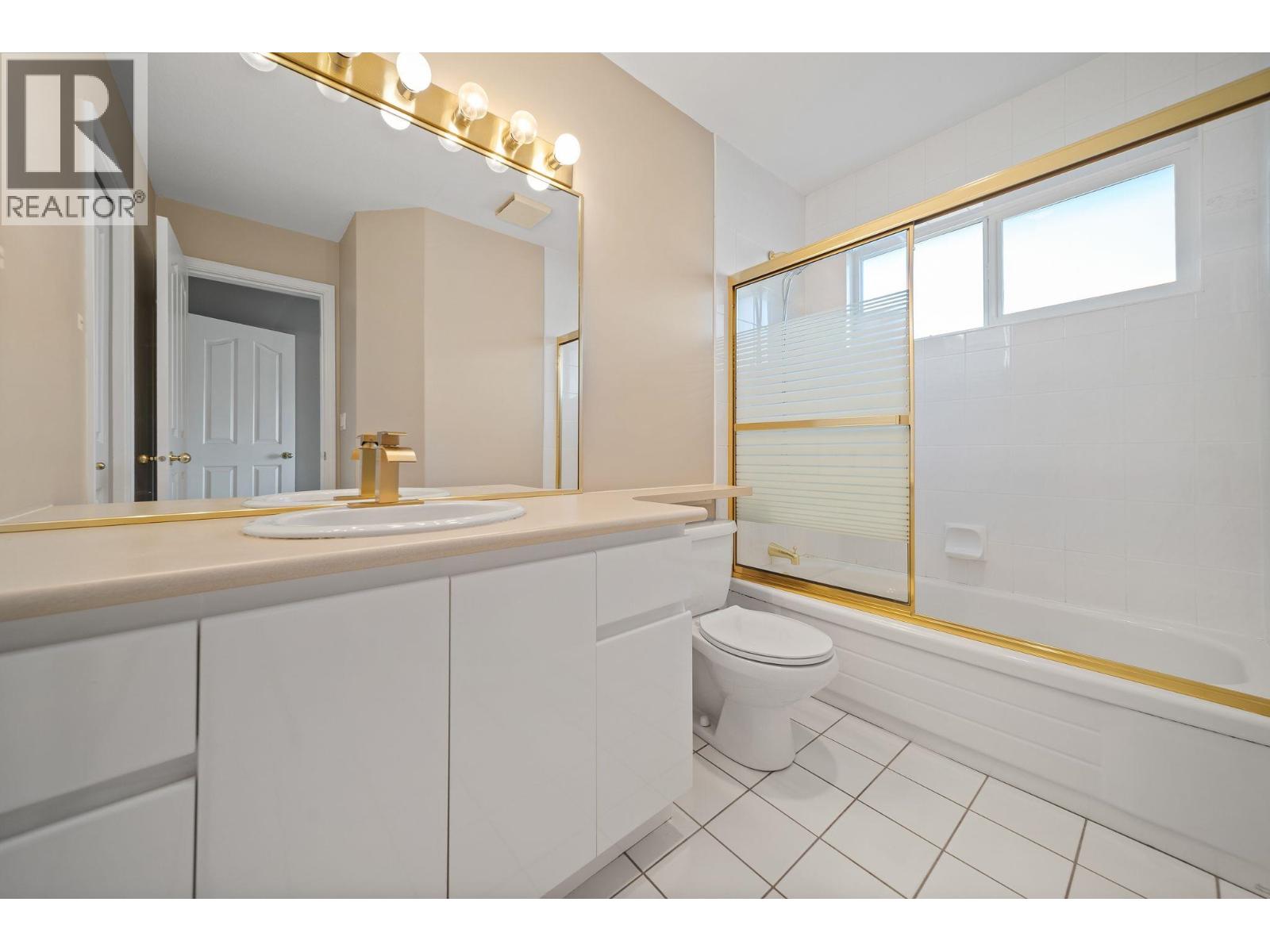 3520 Lamond Avenue, Richmond, British Columbia  V7E 1C6 - Photo 28 - R3176308