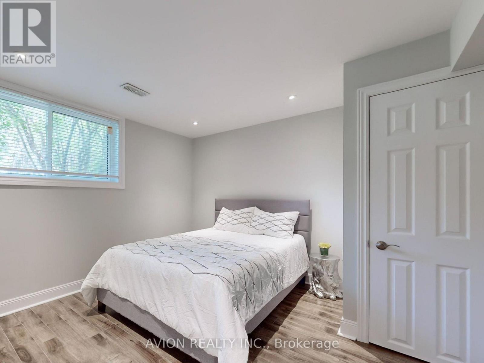 Bsmt - 868 Roundelay Drive, Oshawa (Mclaughlin), Ontario  L1J 7T9 - Photo 7 - E14089612