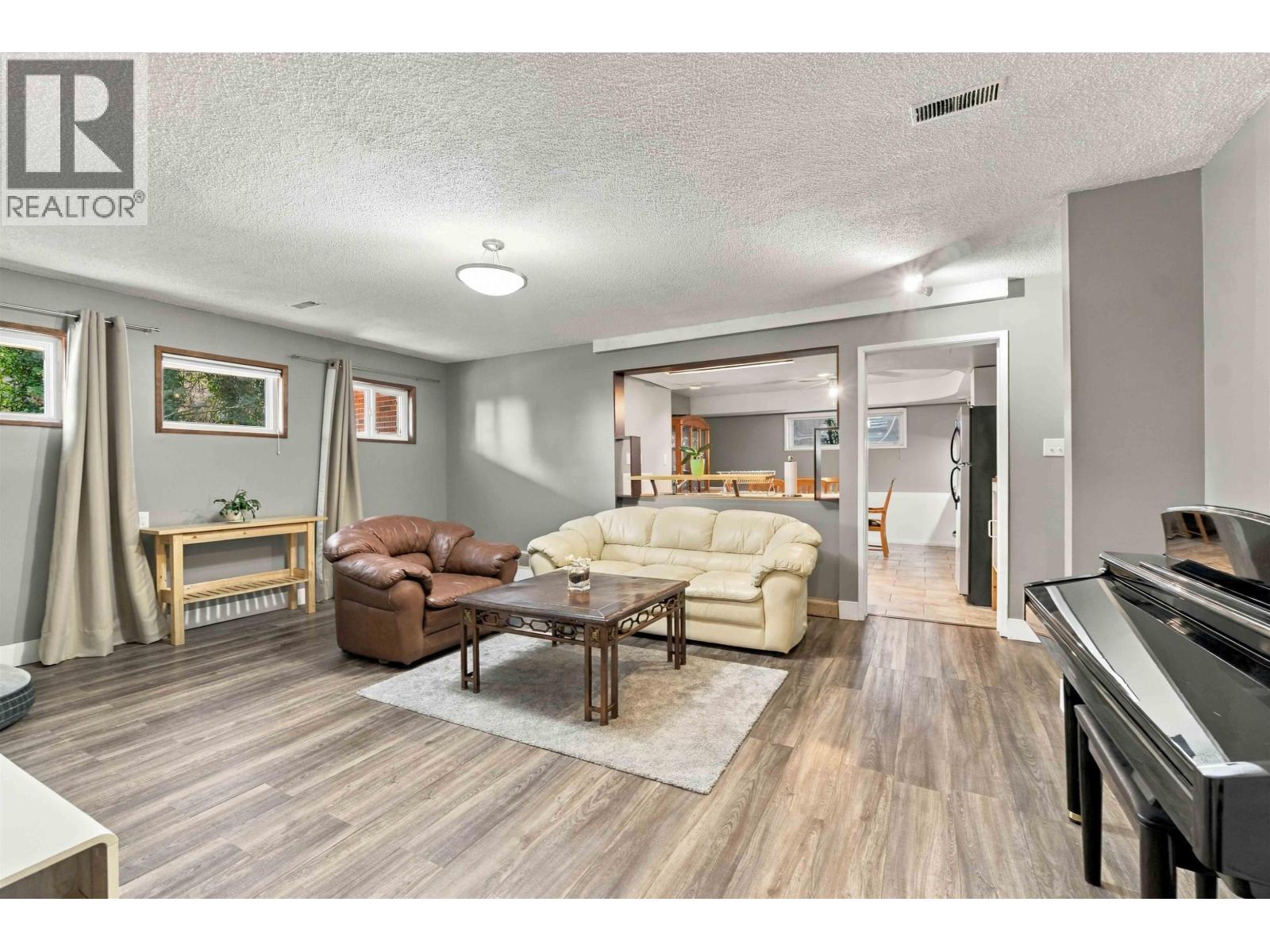 318 Mariner Way, Coquitlam, British Columbia  V3K 1N6 - Photo 23 - R3176214