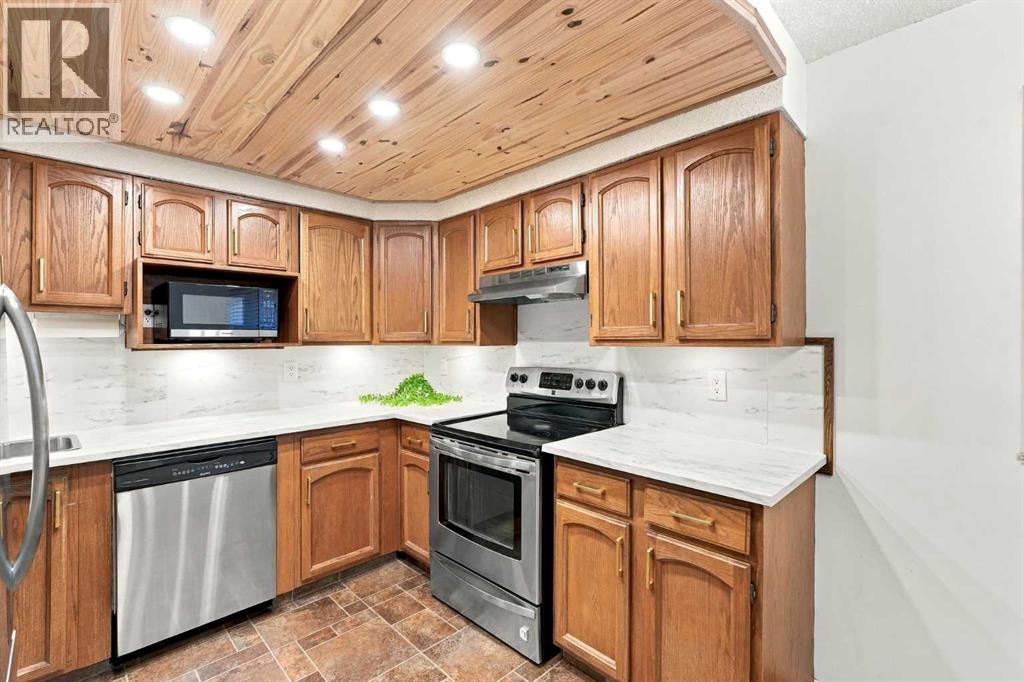 69 Glamis Gardens SW