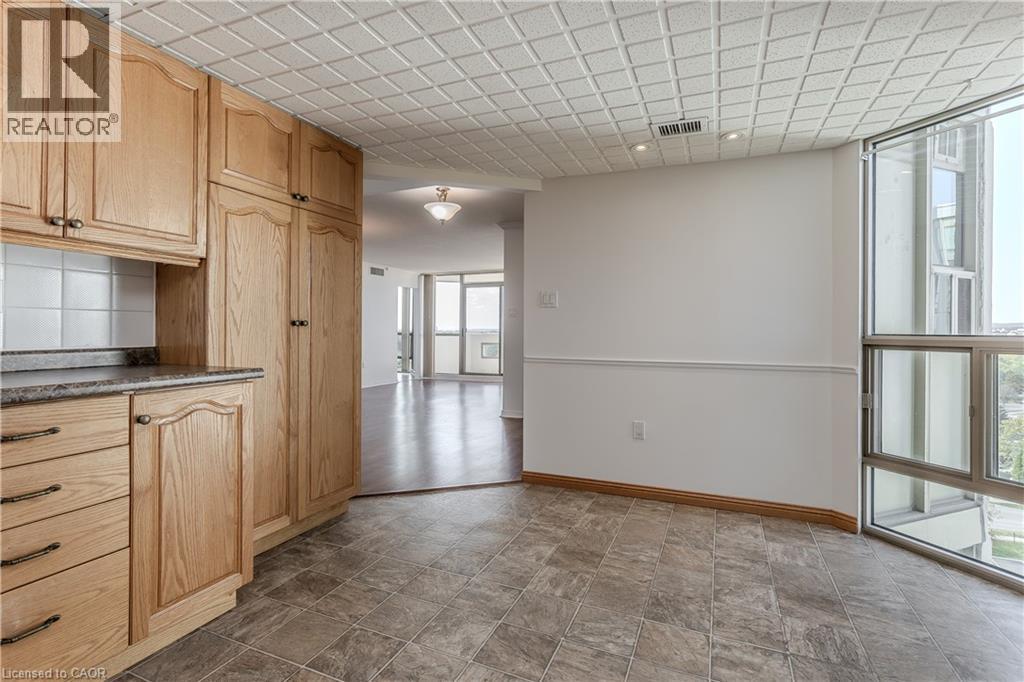5080 Pinedale Avenue Unit# 1006, Burlington, Ontario  L7L 5V7 - Photo 8 - 40870054