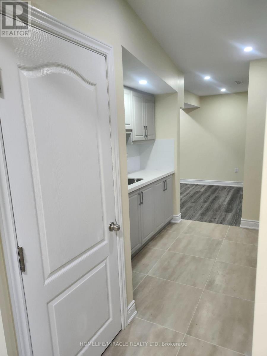 Basement - 6 Wall Court, Barrie, Ontario L4M 5A4 - Photo 5 - S14089602