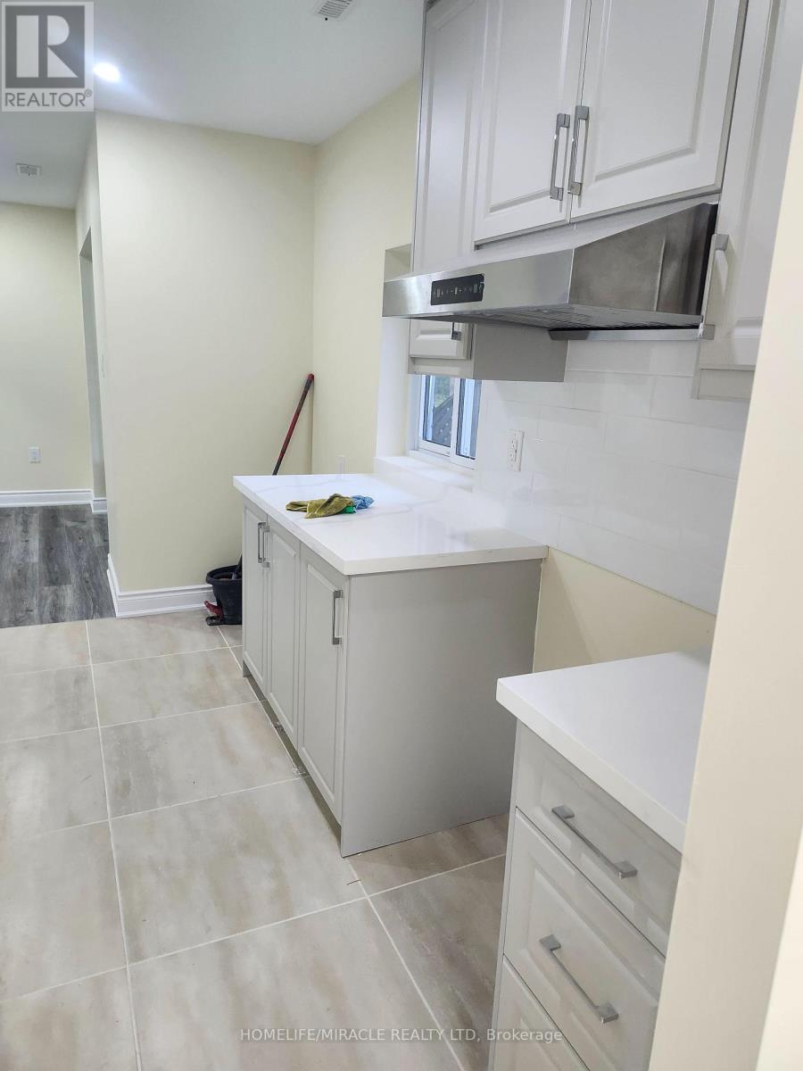 Basement - 6 Wall Court, Barrie, Ontario L4M 5A4 - Photo 6 - S14089602