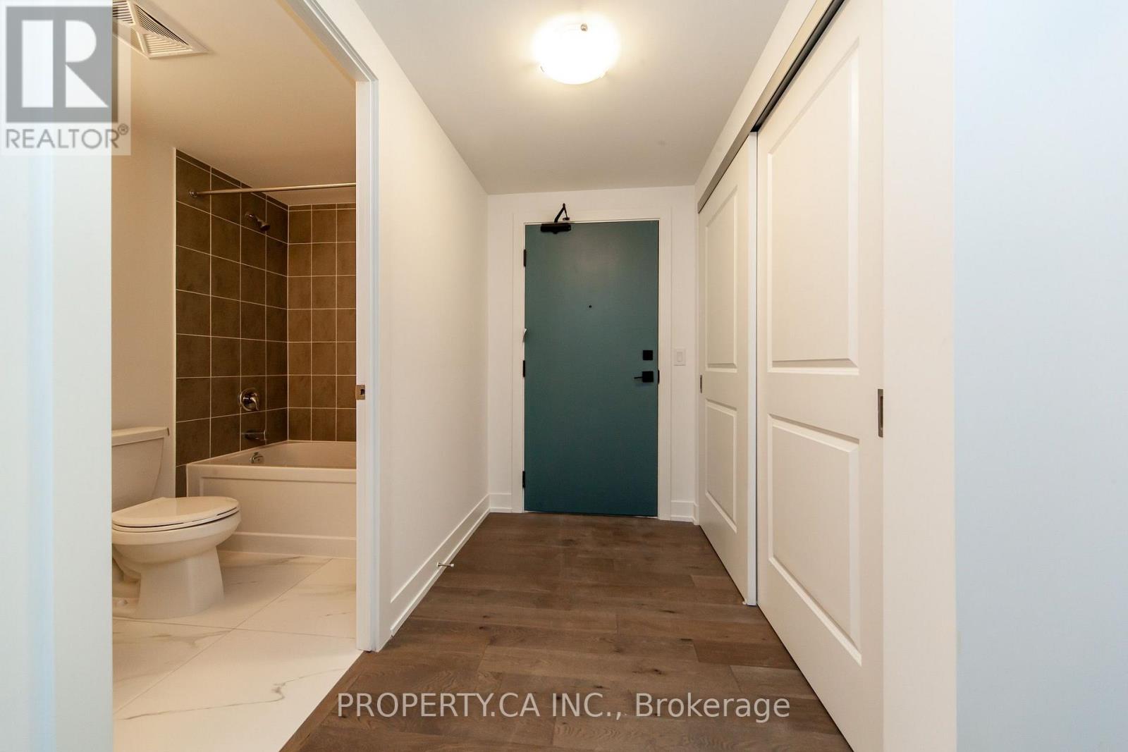 1206 - 1063 Douglas Mccurdy Common, Mississauga, Ontario  L5G 0C5 - Photo 4 - W14089620