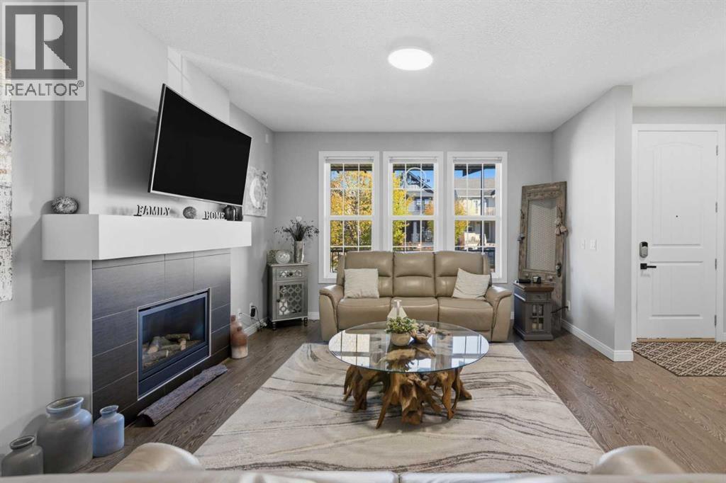 1305 Coopers Drive Sw, Airdrie, Alberta  T4B 3T7 - Photo 9 - A2352543