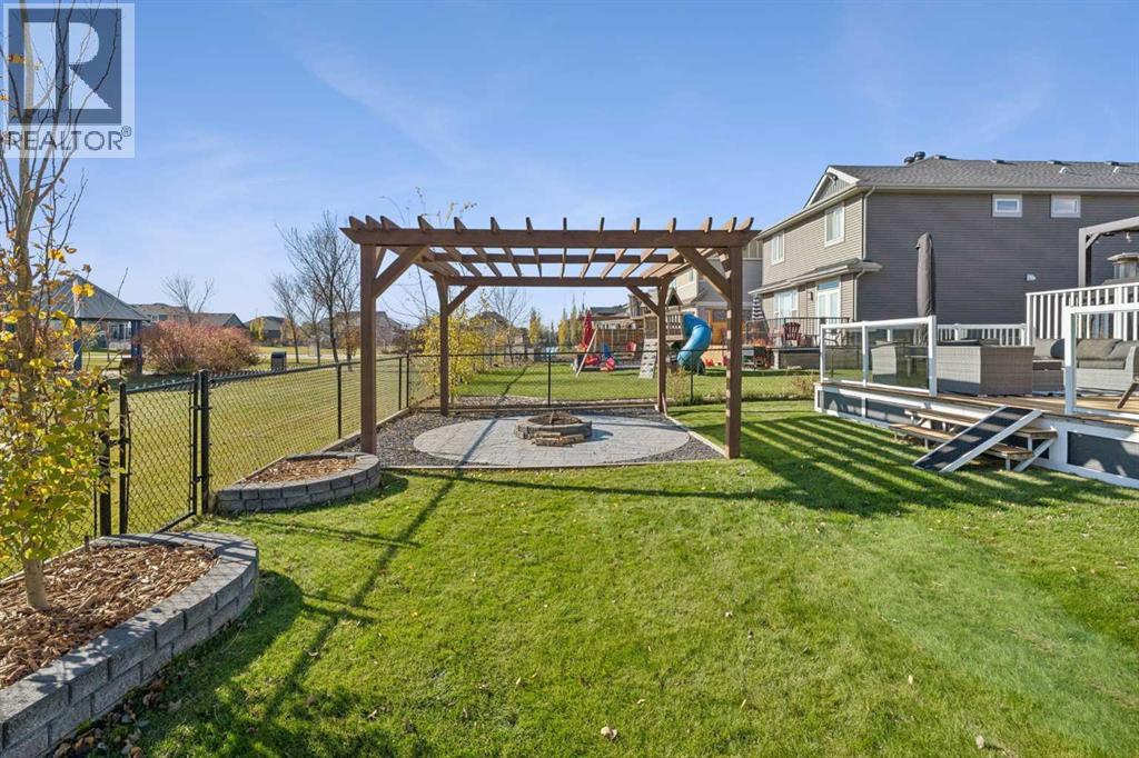281 Boulder Creek Crescent SE