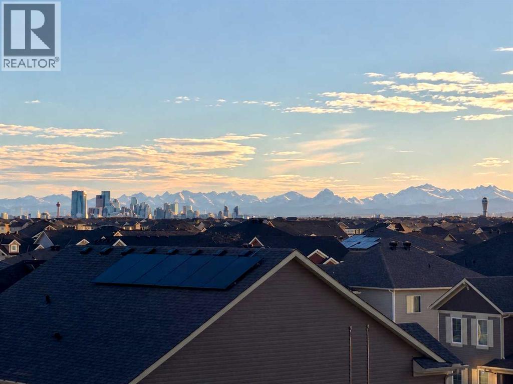 2417, 395 Skyview Parkway NE