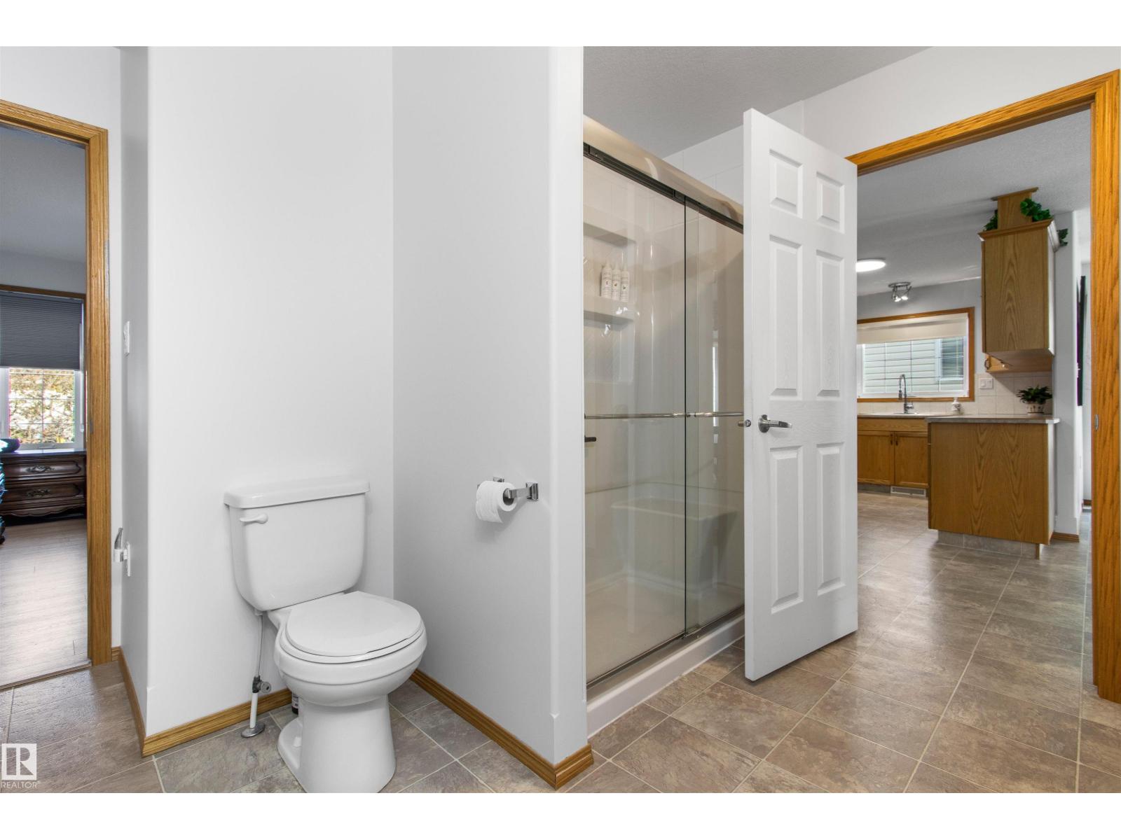 3909 46 ST