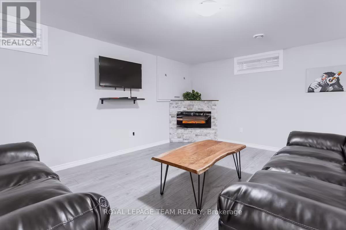 2 - 1492 Northdale Street, Ottawa, Ontario K1B 4G6 - Photo 3 - X14089630